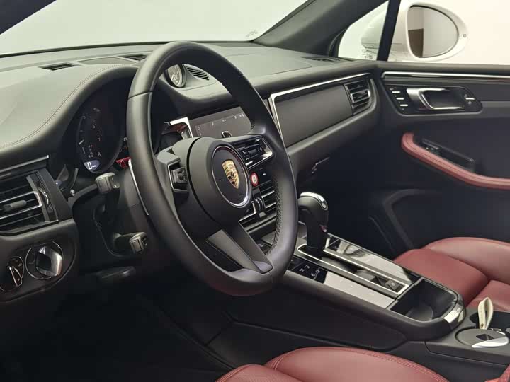 Фото 8 - Porsche Macan