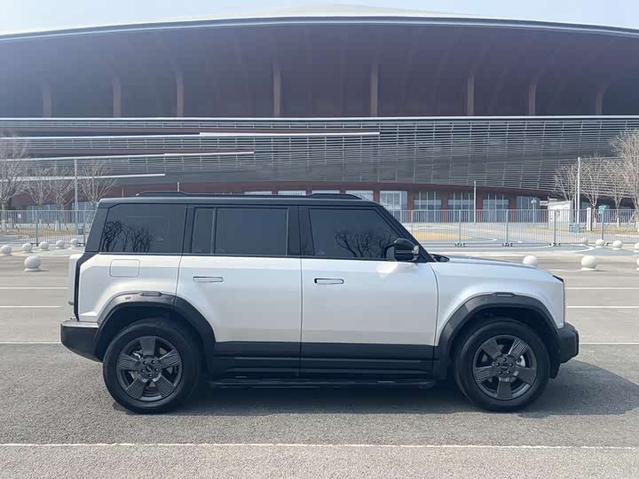 Фото 4 - Chery iCar 03