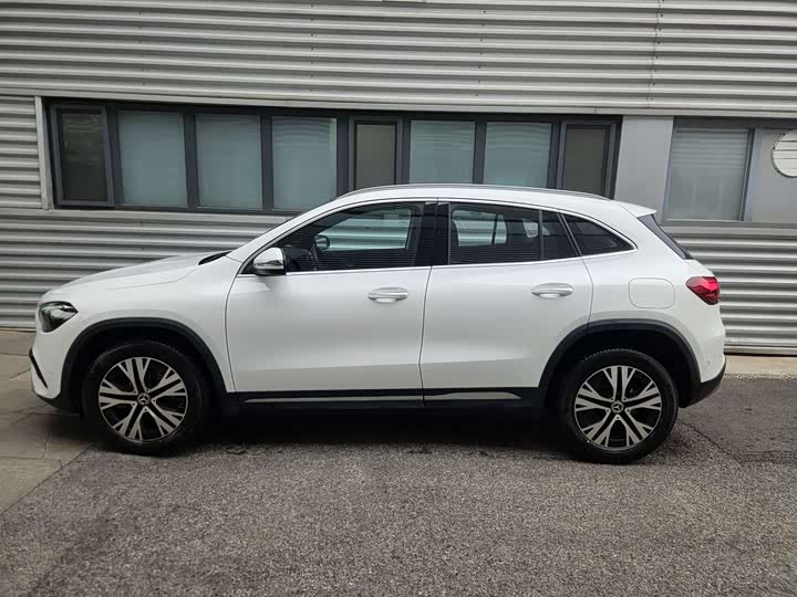 Фото 3 - Mercedes-Benz GLA-Class