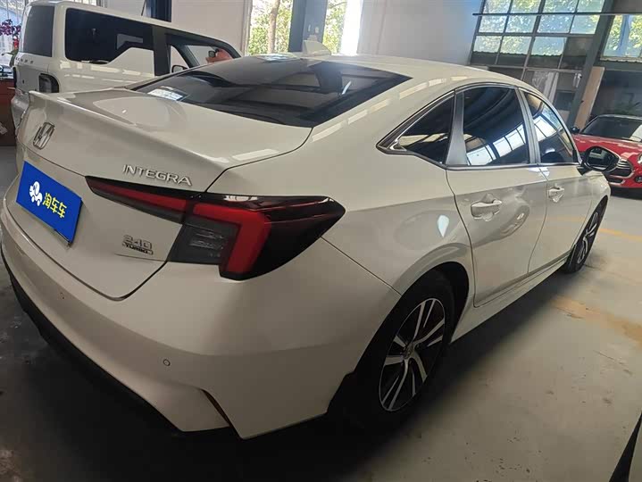 Фото 3 - Honda Integra