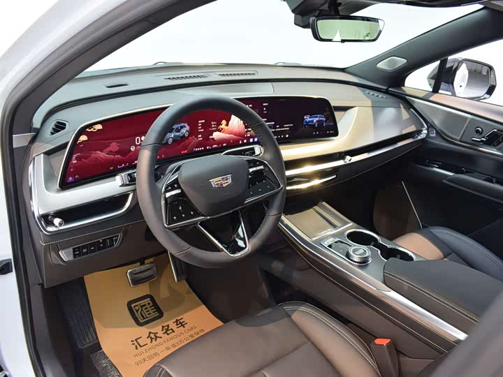 Фото 5 - Cadillac XT5