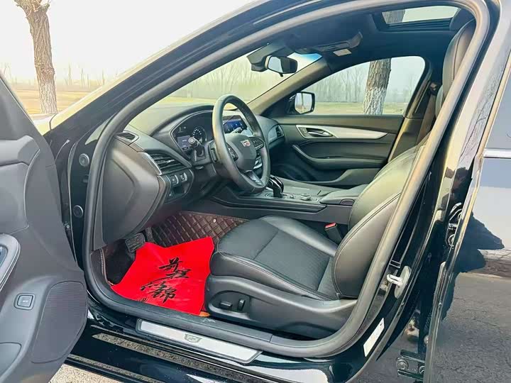 Фото 6 - Cadillac CT5