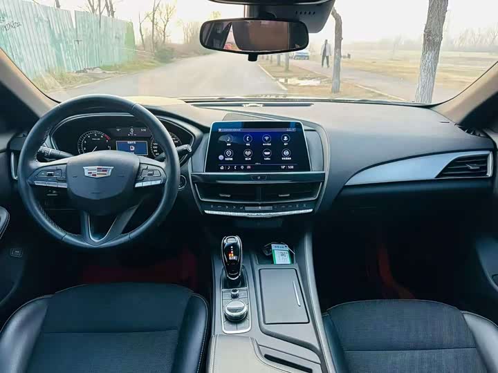 Фото 8 - Cadillac CT5