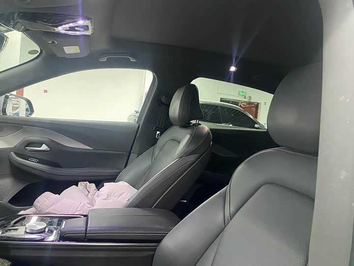 Photo 7 - BAIC Arcfox Alpha S