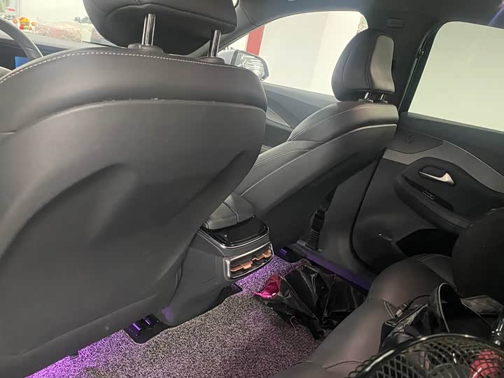 Photo 8 - BAIC Arcfox Alpha S