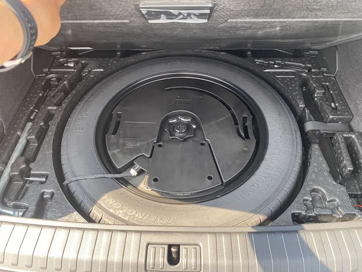 Фото 7 - Audi Q3