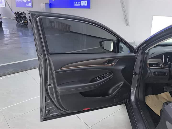 Фото 7 - GAC Trumpchi GA6