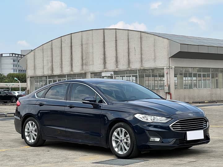 Фото 3 - Ford Mondeo