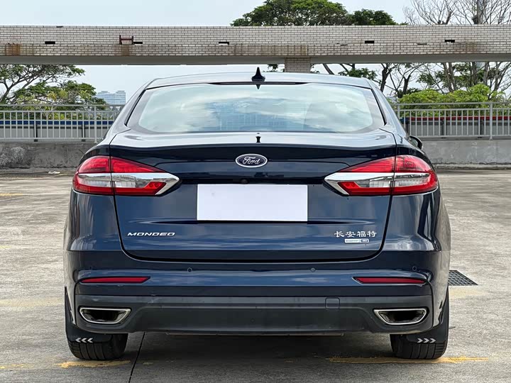 Фото 5 - Ford Mondeo