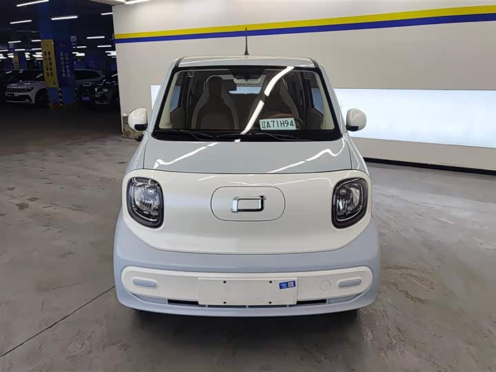 Фото 2 - Bestune Pony