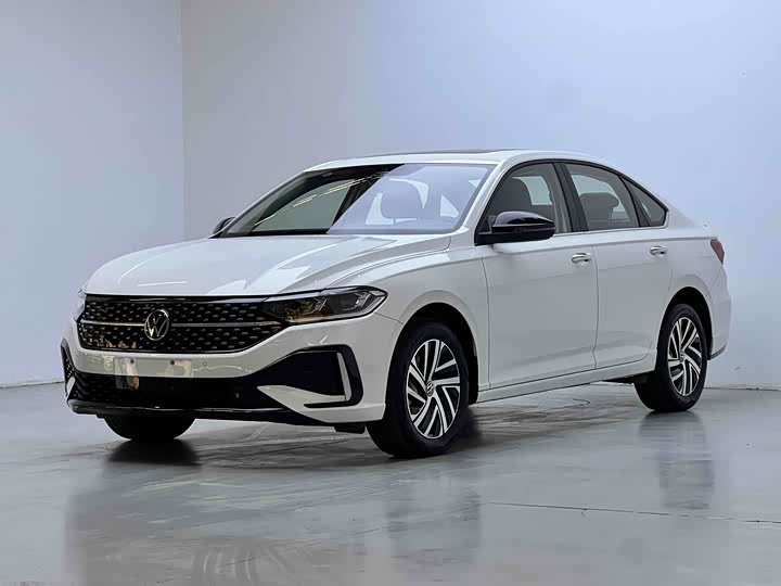 Фото 1 - Volkswagen Lavida