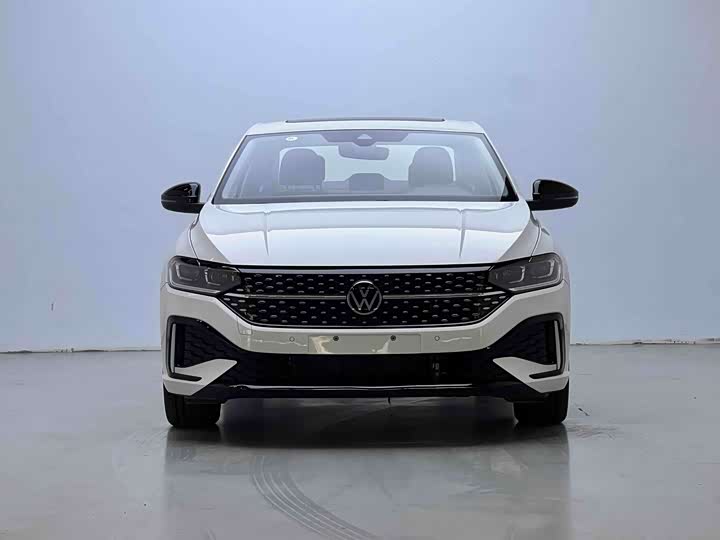 Фото 2 - Volkswagen Lavida