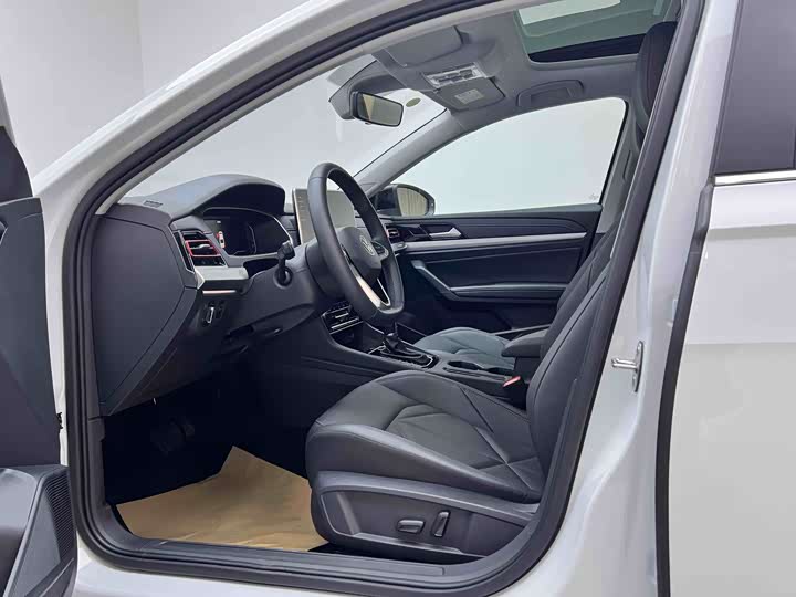 Фото 7 - Volkswagen Lavida