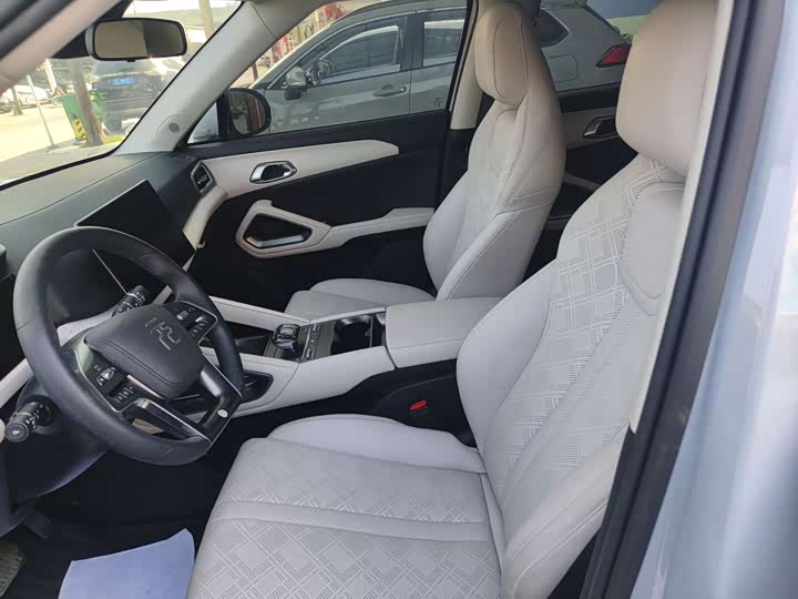 Фото 6 - BYD Yuan Up