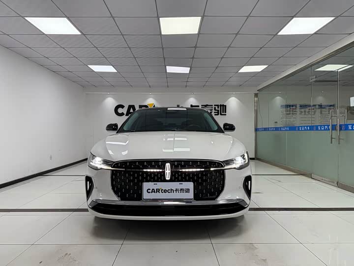 Фото 2 - Lincoln Z (Zephyr)