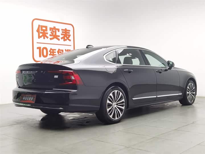 Фото 2 - Volvo S90 Hybrid