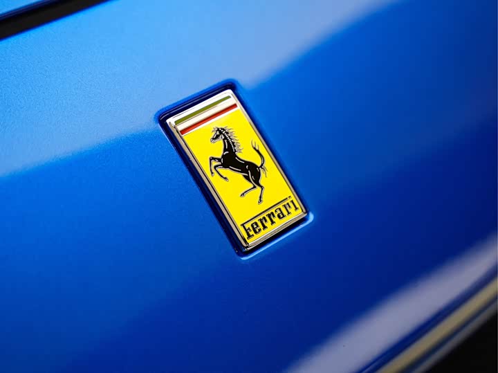 Photo 9 - Ferrari Purosangue