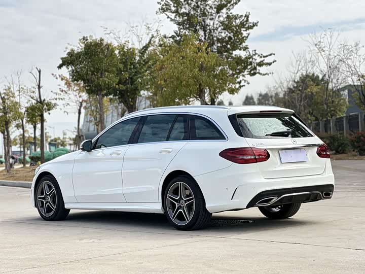 Фото 6 - Mercedes-Benz C-Class