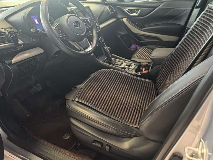 Photo 7 - Subaru Forester