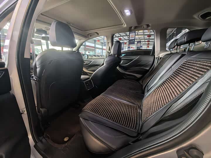 Photo 8 - Subaru Forester