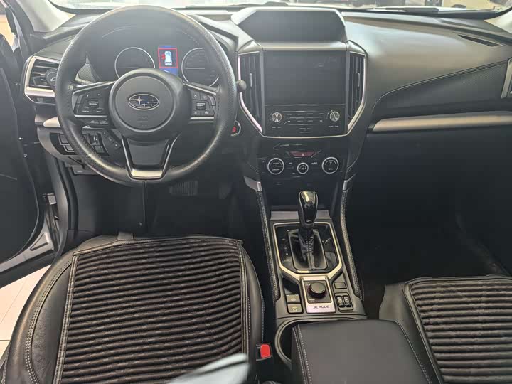 Photo 9 - Subaru Forester