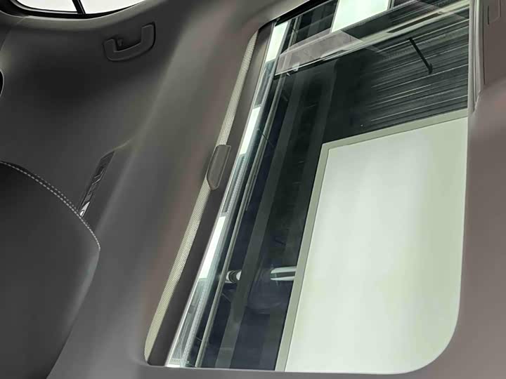 Photo 9 - Skoda Superb