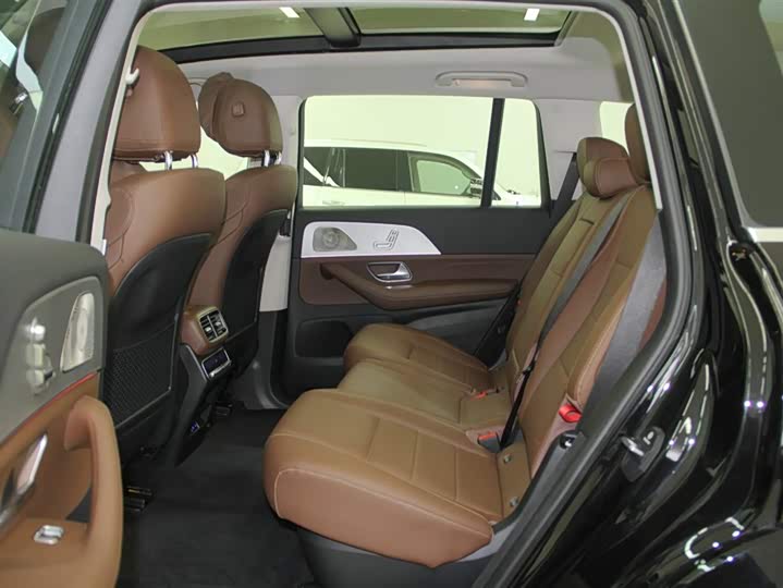 Фото 8 - Mercedes-Benz GLS-Class