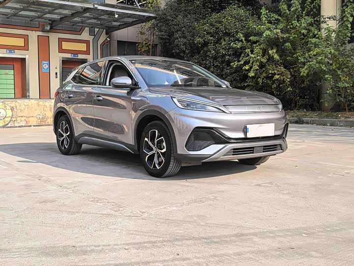 Фото 3 - BYD Yuan Plus