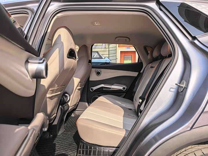 Фото 6 - BYD Yuan Plus