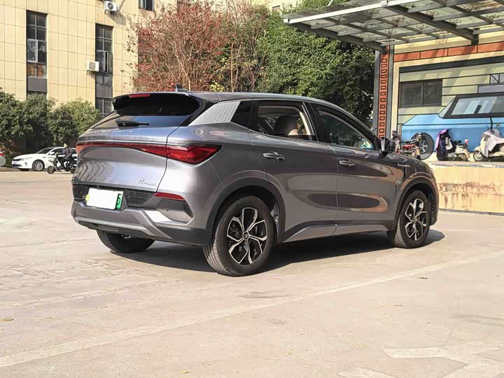 Фото 9 - BYD Yuan Plus