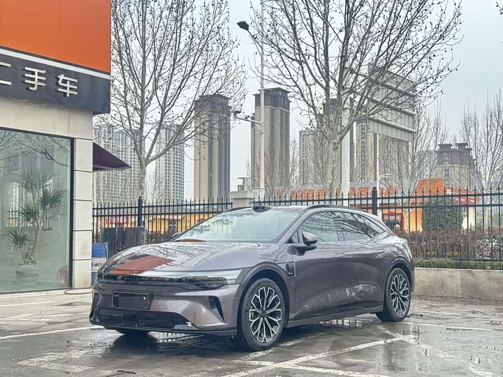 Фото 1 - Zeekr 007 GT