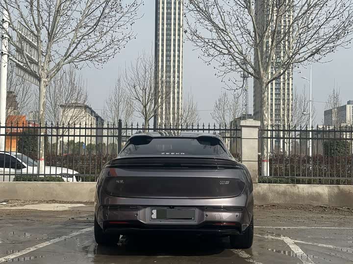 Фото 5 - Zeekr 007 GT