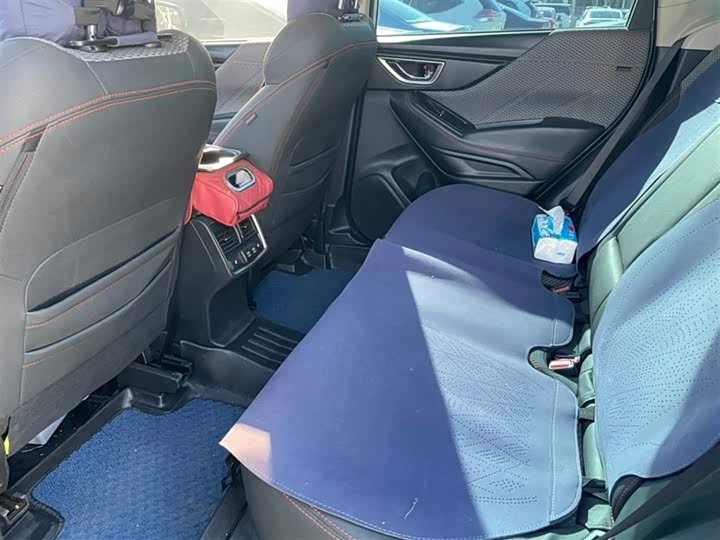 Фото 9 - Subaru Forester