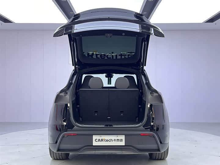 Фото 9 - Tesla Model Y