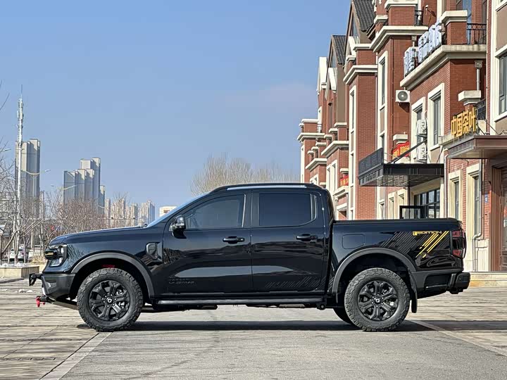 Photo 7 - Ford Ranger