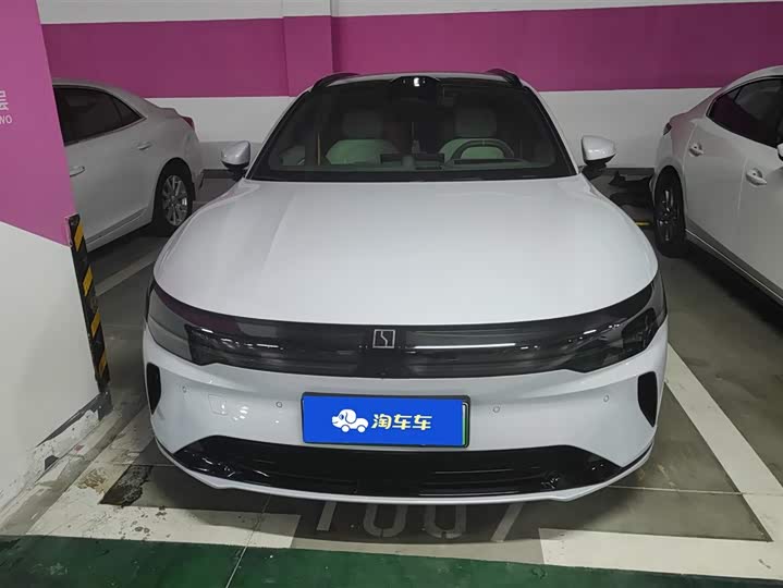 Фото 2 - Zeekr 007 GT