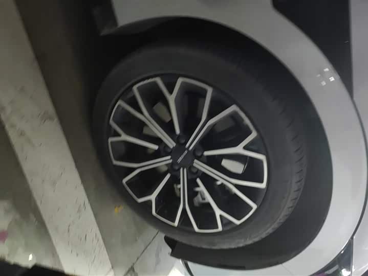 Фото 6 - Zeekr 007 GT