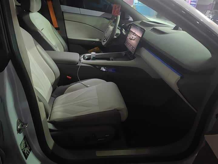 Фото 8 - Zeekr 007 GT