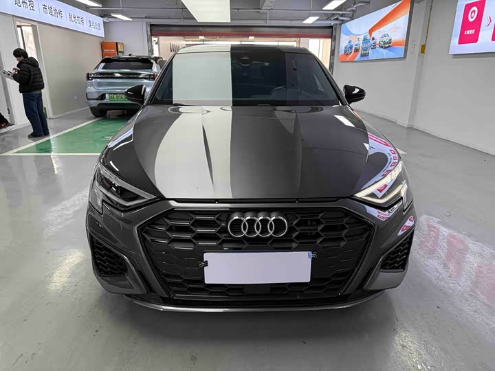 Фото 2 - Audi A3