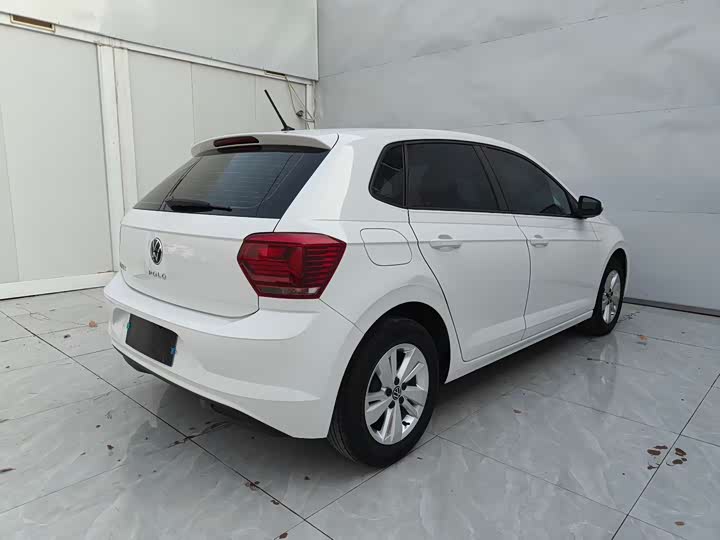 Фото 7 - Volkswagen Polo