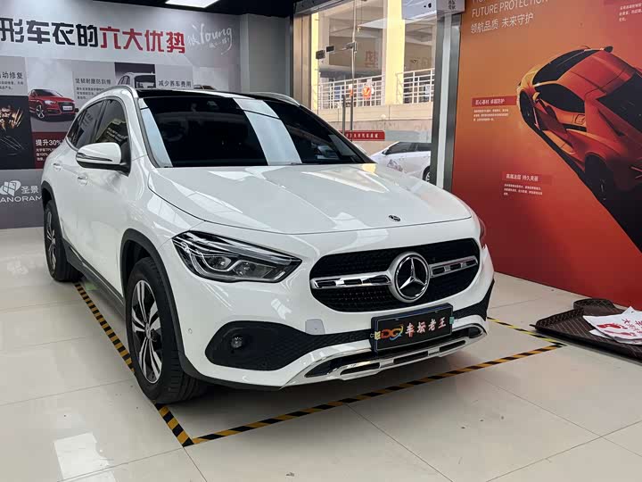 Фото 3 - Mercedes-Benz GLA-Class