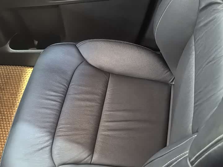 Фото 9 - Honda Elysion