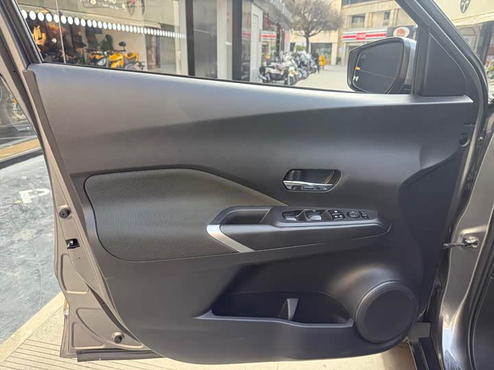 Фото 9 - Nissan Kicks