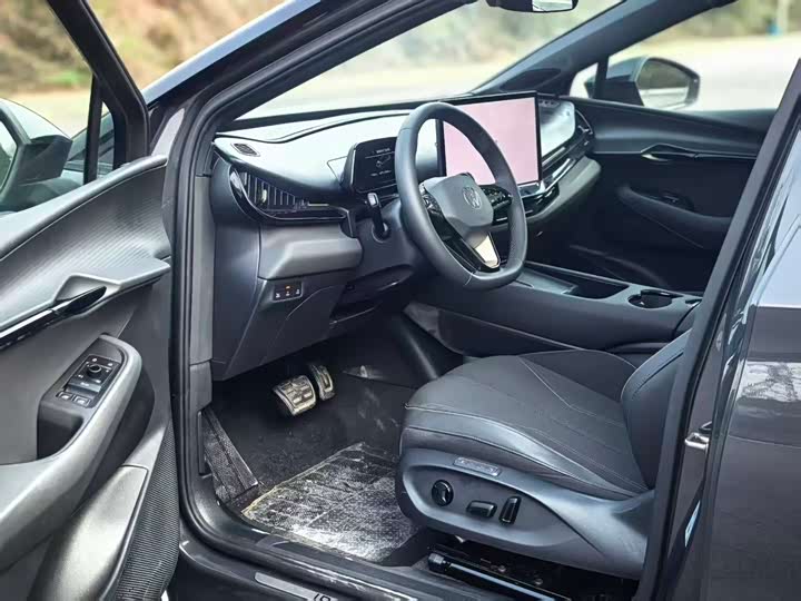 Photo 4 - Volkswagen ID.Unyx