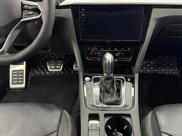 Фото 8 - Volkswagen CC