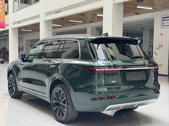 Фото 6 - LiXiang One