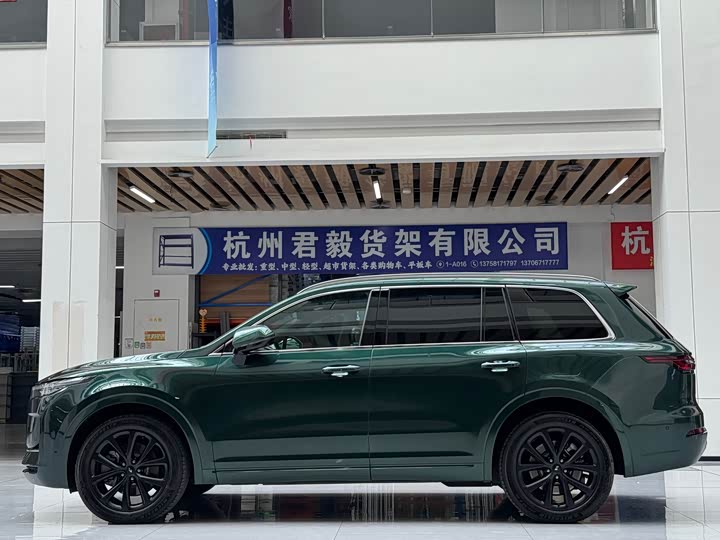 Фото 8 - LiXiang One