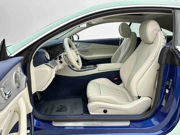 Фото 6 - Mercedes-Benz E-Class