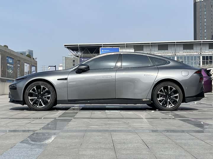 Фото 7 - XPeng P7