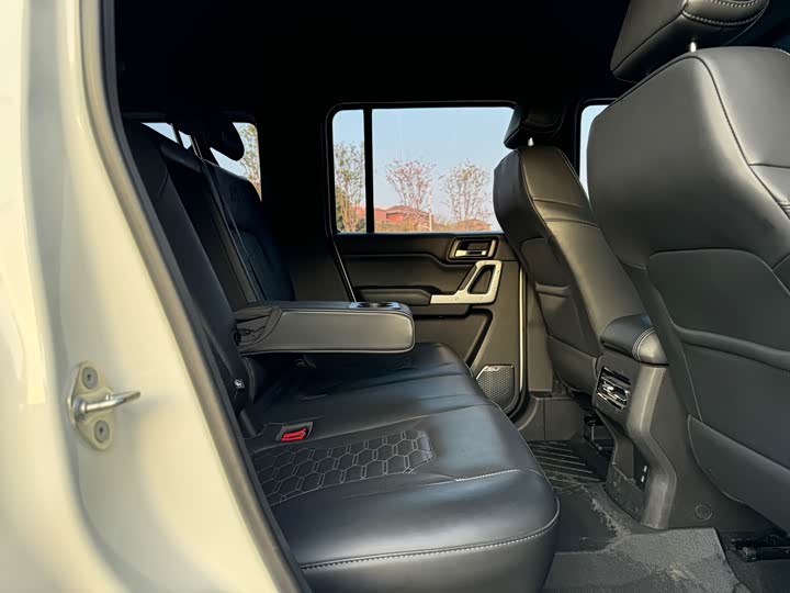 Фото 6 - BAW 212 T01